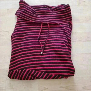 Zenergy by Chicos waffle knit cowl neck size 2